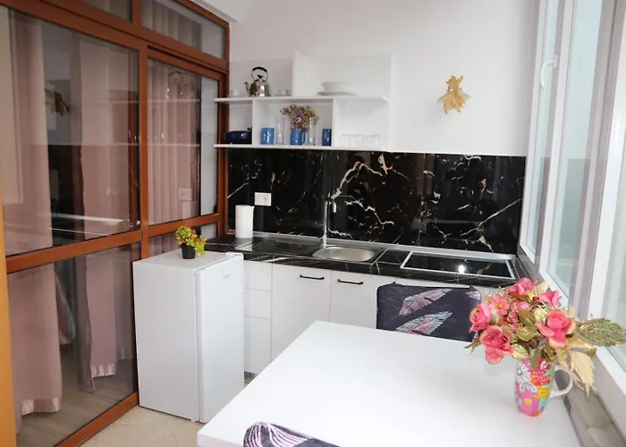 Place Square 21 Tirana