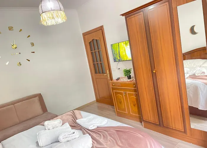 Place Square 21 Lejlighed *