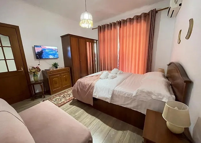 Place Square 21 Tirana